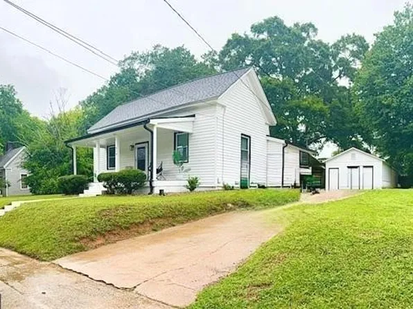 219 Broad St, Carrollton, GA 30117