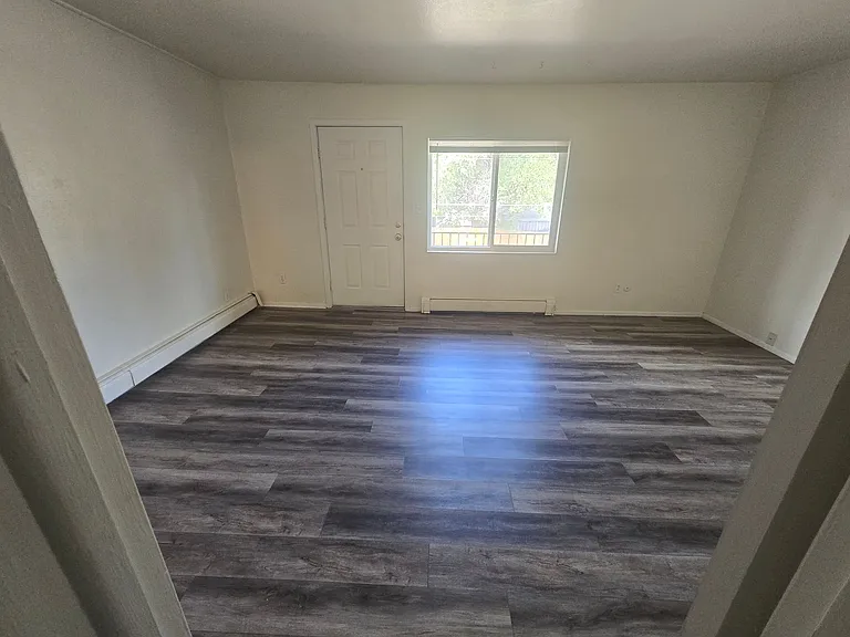 803 Yuma St — Photo 15