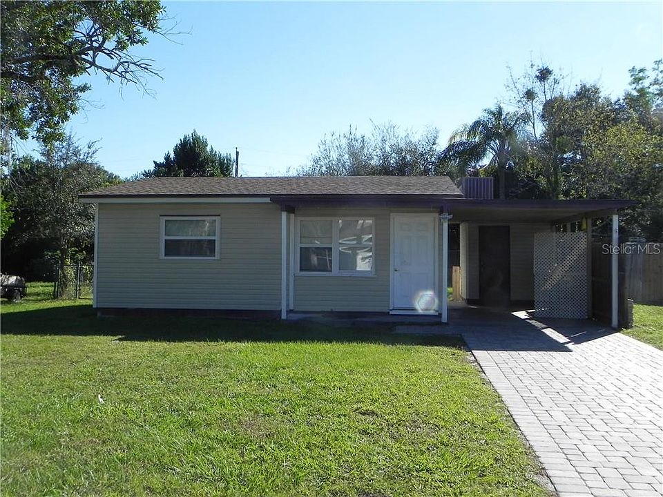 1st image of 250 Pine Tree Dr