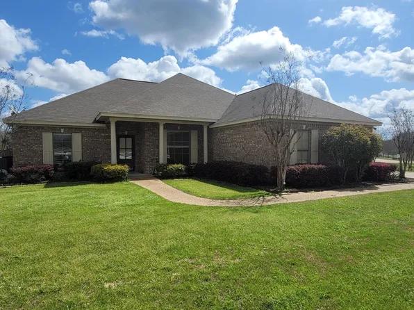 527 Westfield Dr, Pearl, MS 39208