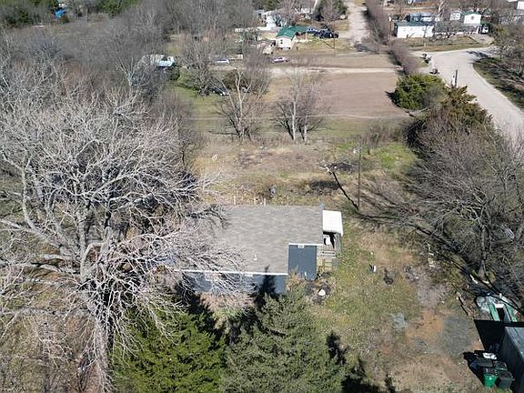 5th image of 378 Willow Ridge Cir