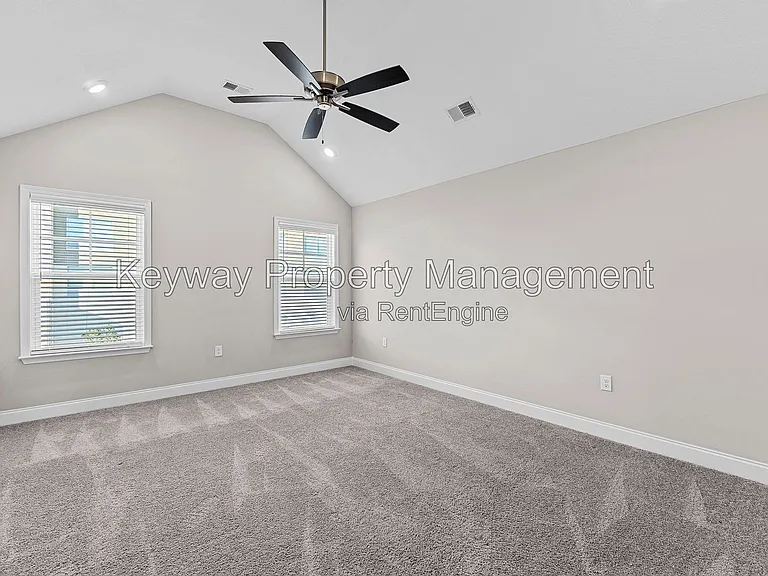 716 Bronze Way — Photo 16