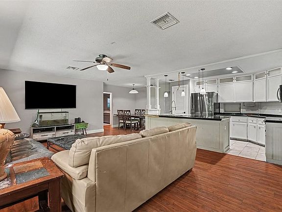 5th image of 117 BYRSONIMA CIRCLE