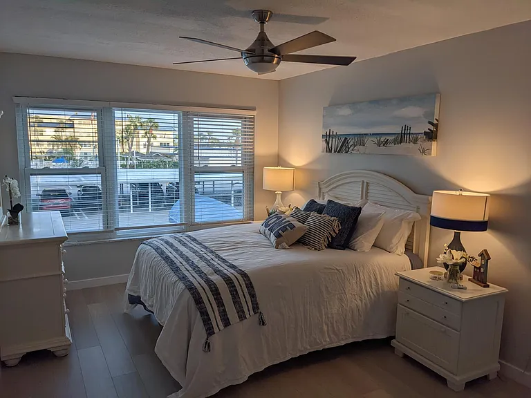 3806 Gulf Of Mexico Dr #208C — Photo 47