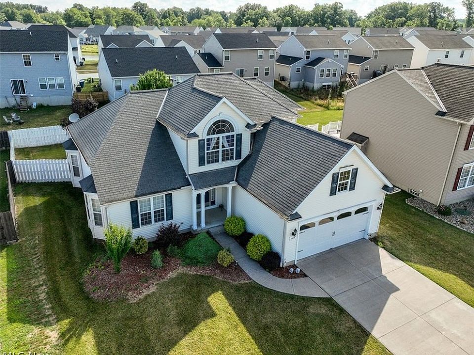 3920 Martins Run Dr, Lorain, OH 44053 Zillow