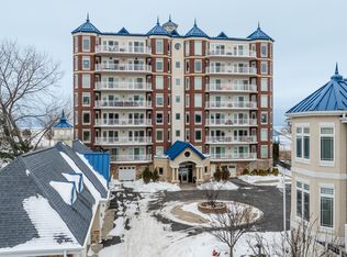 200 Lake St Unit 3B, Saint Joseph, MI