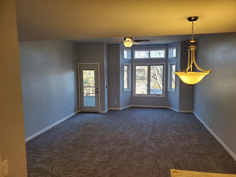 2127 Luann Ln #6 — Photo 3