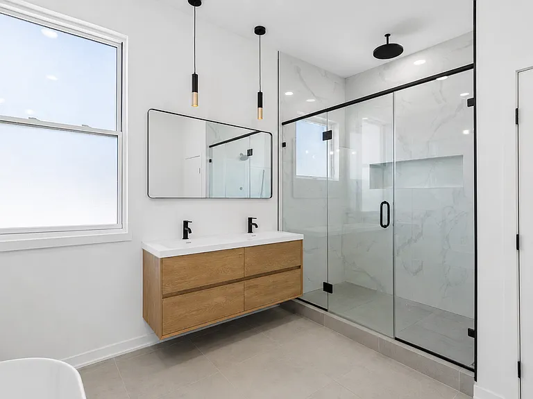 2231 Pemberton St — Photo 24