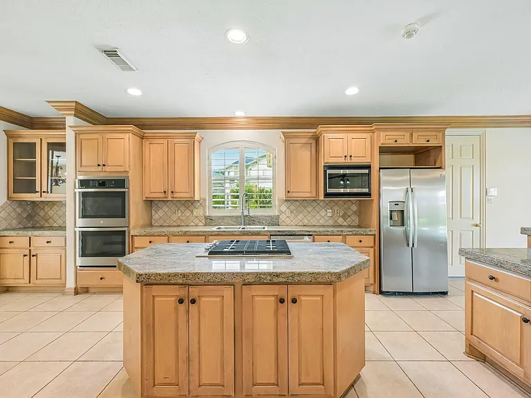 1611 Copperas Cv — Photo 14