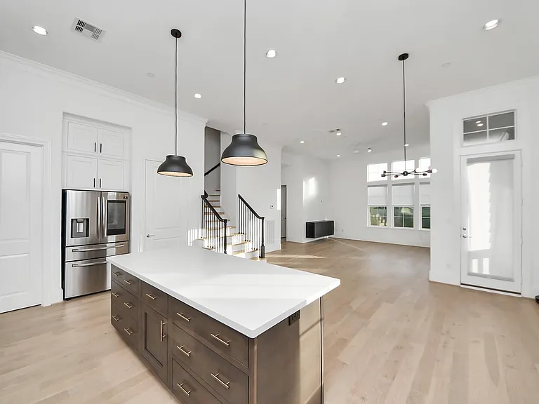 4005 Woodshire Village Est — Photo 19