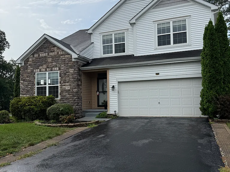 319 Kastlekove Dr — Photo 1