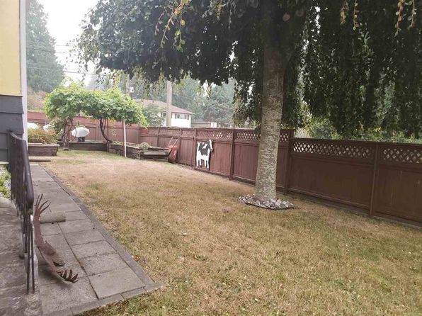 9678 Princess Dr, Surrey, BC V3V 2T4