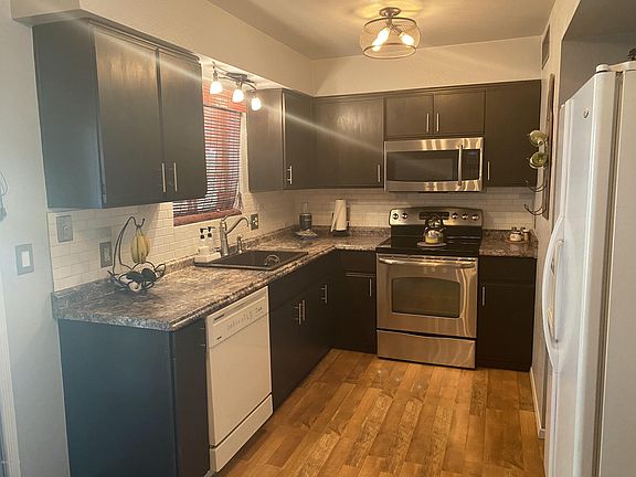 5th image of 3809 E Sailboat Pl