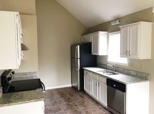 4002 Britain Cv, Memphis, TN 38135