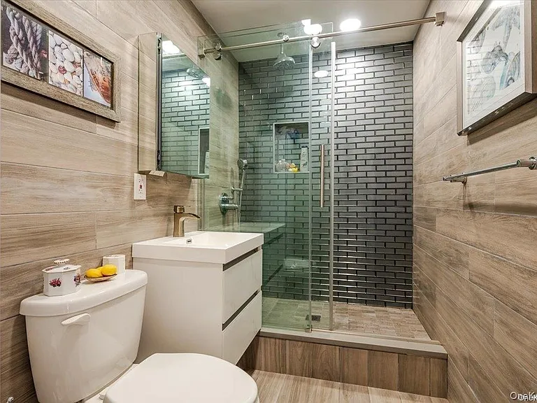 100 W Broadway #7JJ — Photo 19