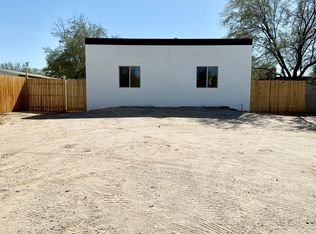325 W King Rd #B, Tucson, AZ 85705