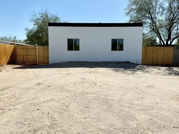 325 W King Rd #B, Tucson, AZ 85705