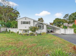 149 Tudor Rd, Centereach, NY 11720