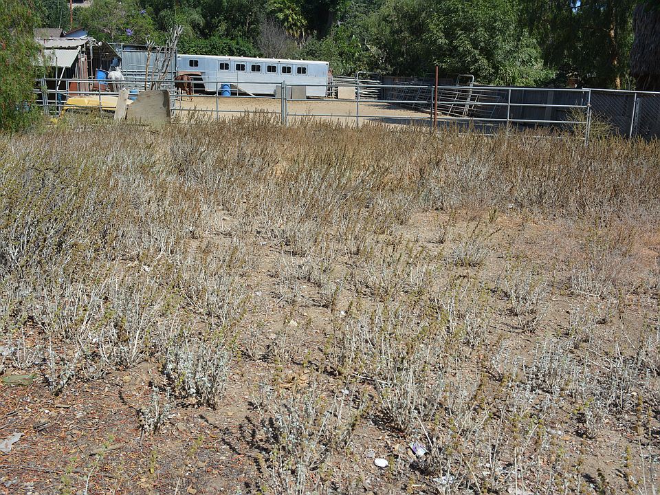 2nd image of Corner Of Wilbur And Hodencamp