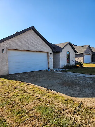 224 Rock Hill Dr Photo 1