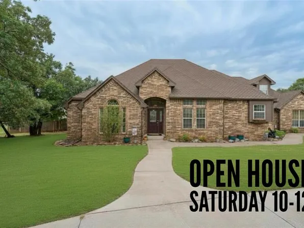 825 Liveoak Ln, Blanchard, OK 73010