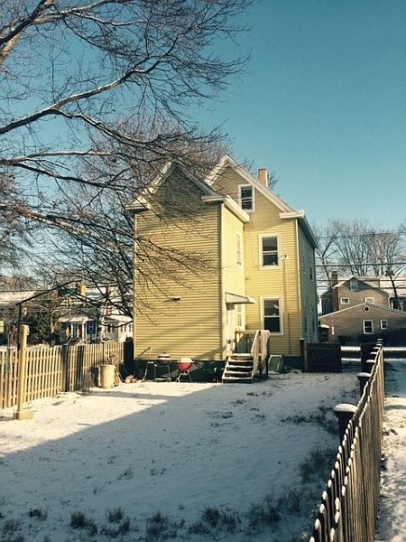 2nd image of 250 Morris Ave