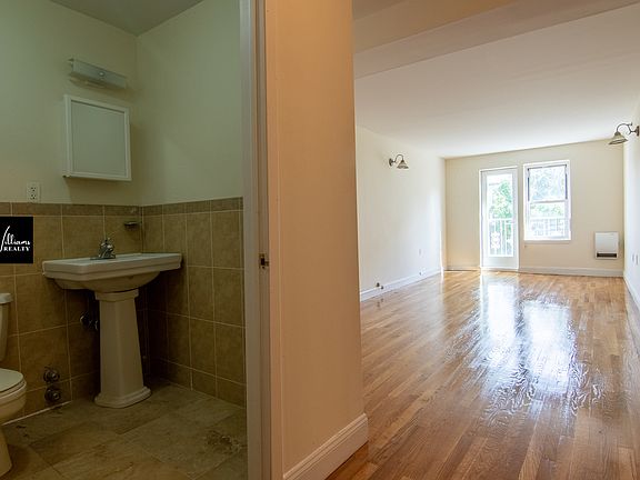 5th image of 783 Sterling Pl #4O