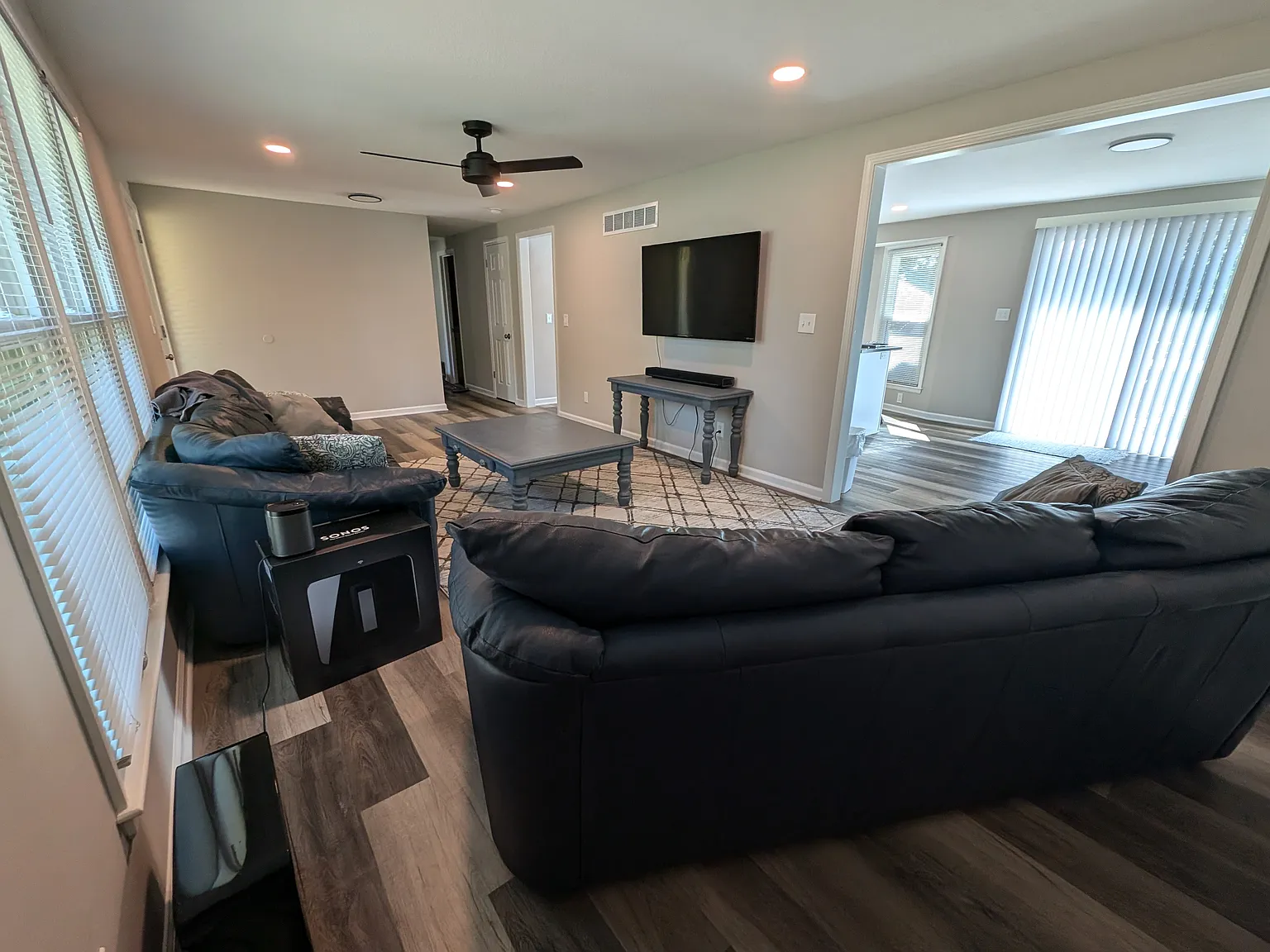 3 bed, 1225 sqft, $2,000 — Photo 4