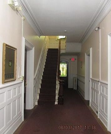4th image of 11 Whitehill Ter
