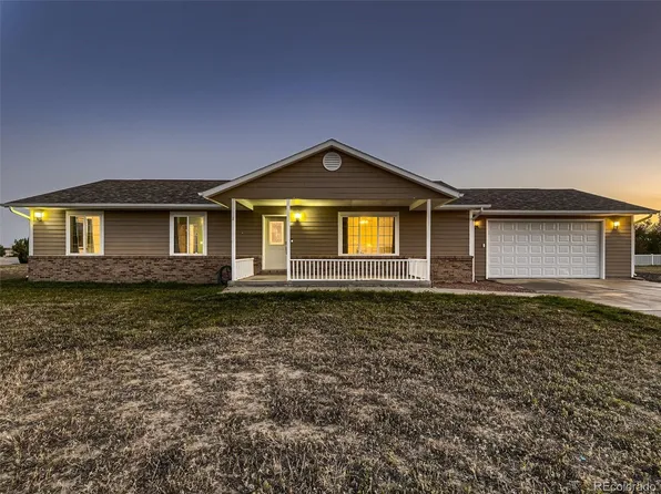 1150 View Ridge Road, Bennett, CO 80102