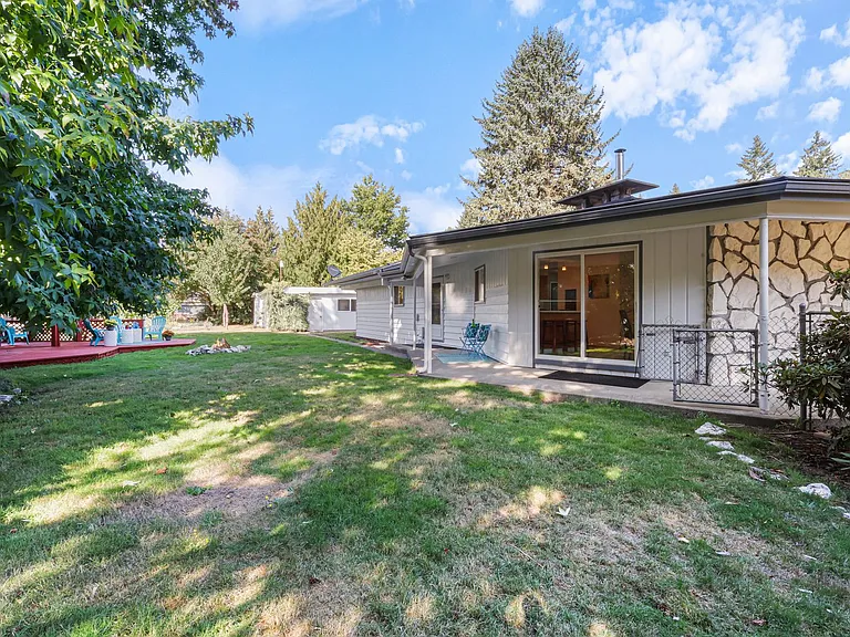 5113 Brassfield Dr SE — Photo 31