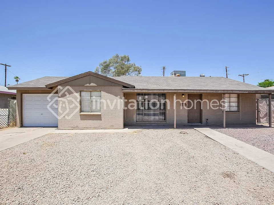 3712 W Catalina Dr