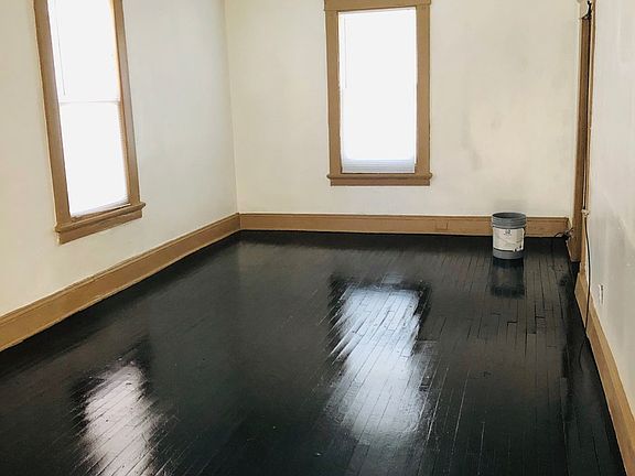 4th image of 2307 4th Ave