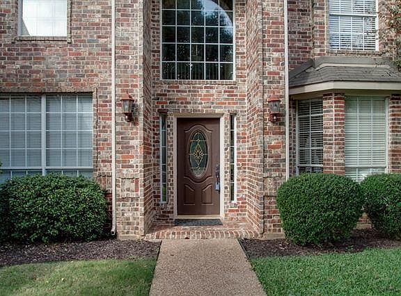 3rd image of 2128 Tennyson Dr