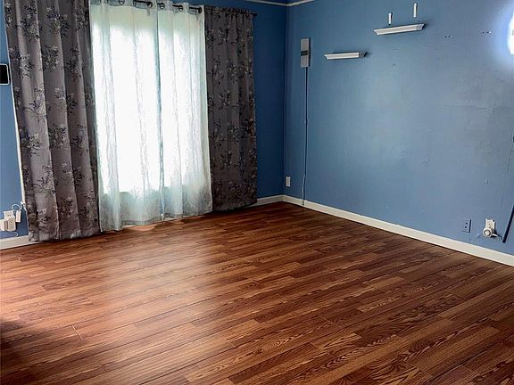 4th image of 29473 Steinhauer St