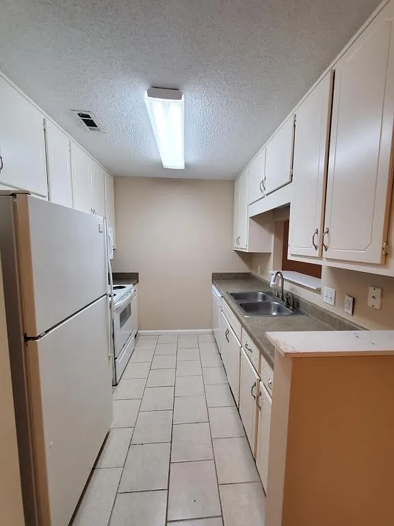 119 Pineridge Dr — Photo 3