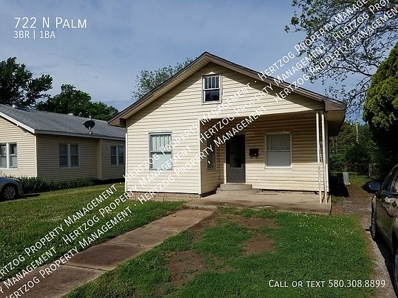 2nd image of 722 N Palm St