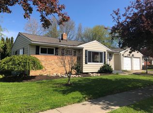 1360 W 43rd St, Erie, PA 16509