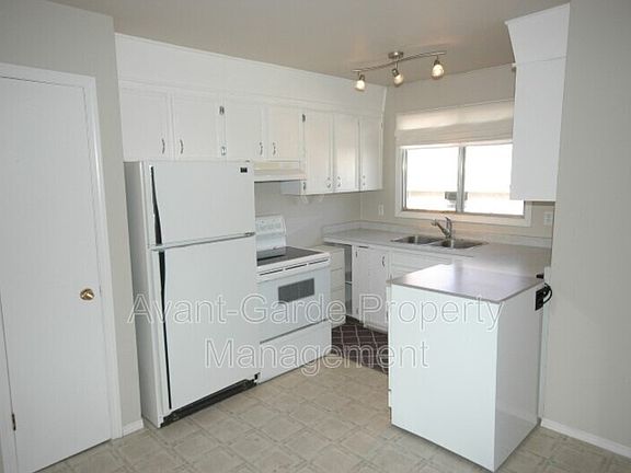 5th image of 8312 147th Ave NW
