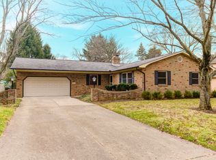 241 Weydon Rd, Worthington, OH 43085