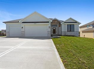 11429 Rye Dr, Kearney, MO 64060