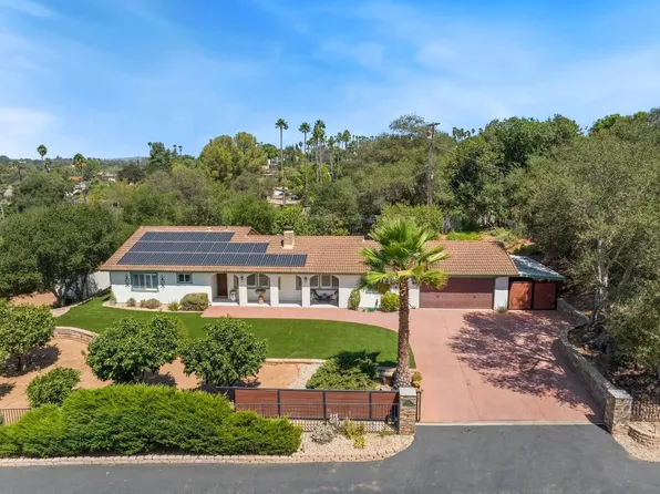 2826 Calle De Malibu, Escondido, CA 92029