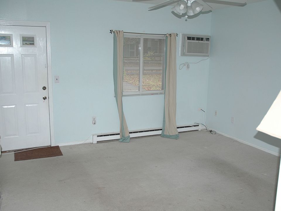 Living room image 1