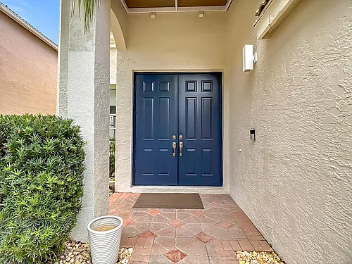 1154 Oakwater Dr Photo 1