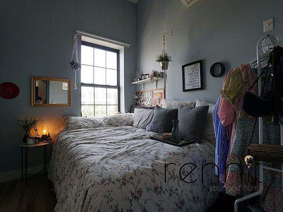 3rd image of 86 Havemeyer St #4A