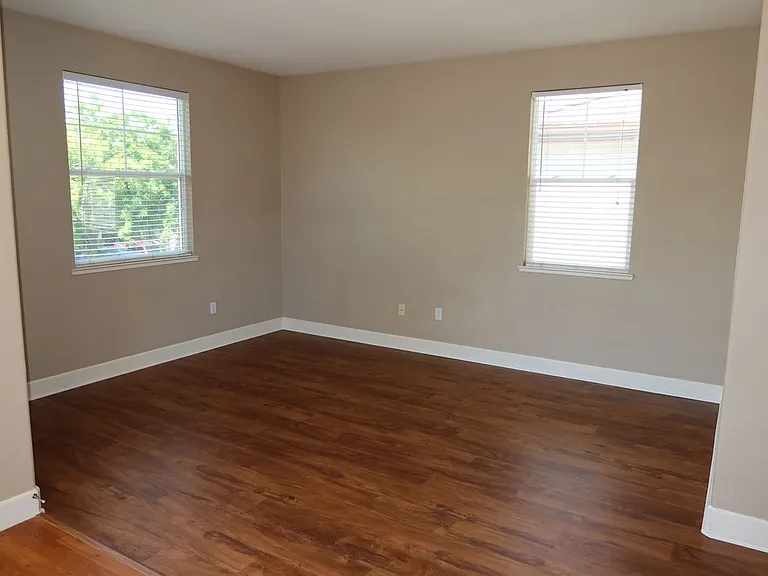 1868 Spokane Rd — Photo 2