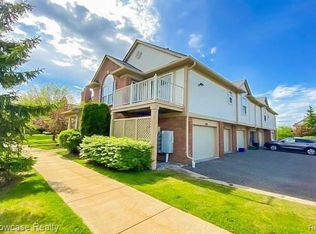 3509 Tremonte Cir N, Rochester, MI 48306