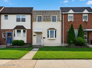 5 Morgan Ln, Staten Island, NY 10314