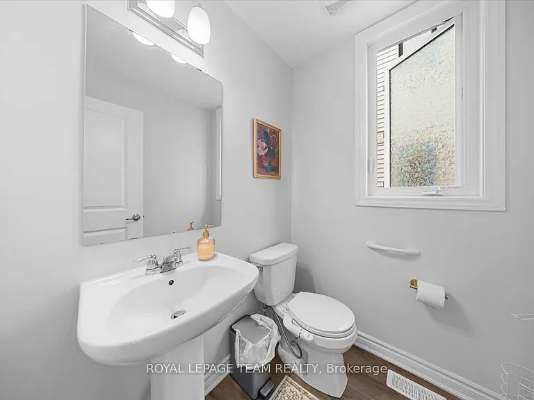 209 Hibernian Walk — Photo 12