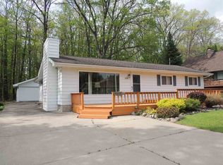 112 Holly Ln, Roscommon, MI 48653